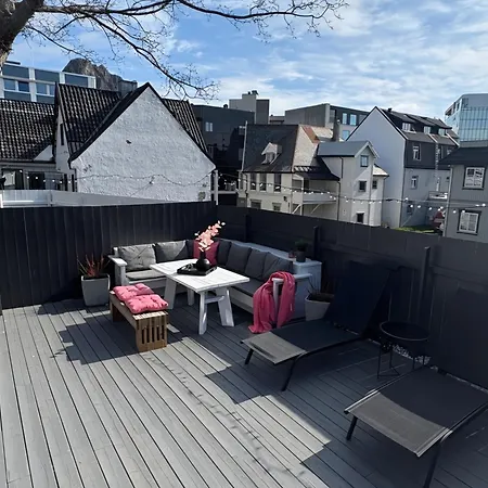 Flott Beliggenhet Svaert Sentralt I Sentrum Ferienhaus *